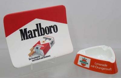 Auktion 372<br>2x Werbeartikel, Malboro-Ablageschale und Mirinda Ascher [1]
