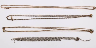 Auktion 372<br>4x div. Halsketten mit Kettenschiebern, diese besetzt mit Opalen, um 1900, 1x Silber (17,8gr.) [1]