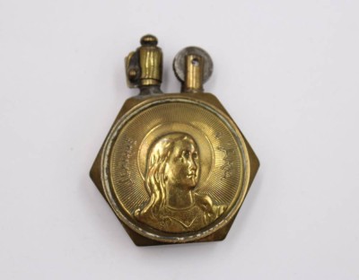 Auktion 372<br>anrikes franz. Feuerzeug, „Joan d' Arc“ , ca. H-5,5cm [1]