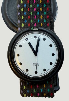 Auktion 372<br>Pop Swatch aus dem Jahr 1988, orig. Stoffband, gute Erhaltung [1]