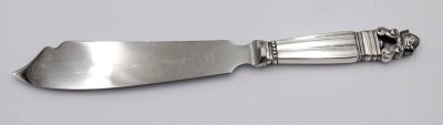 Auktion 372<br>Tortenmesser, Georg Jensen, Sterlinggriff, ca. L-26,8cm [1]