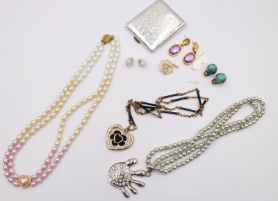 Auktion 372<br>kl. Lot Modeschmuck, 8 Teile [1]