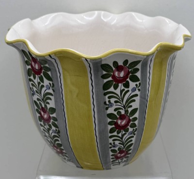 Auktion 372<br>Vintage Blumenübertopf mit Rosendekor, H-15 cm, D-19 cm [1]