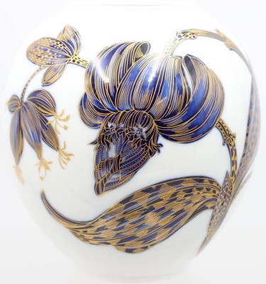 Auktion 372<br>Eine bauchige Vase mit echt Kobalt von Heinrich Porzellan . [1]