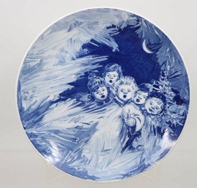 Auktion 372<br>Meissen Weihnachtsteller,  1978, Motiv „Sternsinger“, 1. Wahl, ca. D-26cm [1]