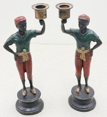 Auktion 372<br>Paar Bronze Blackamoor oder Nubian Kerzenhalter (Mitte des zwanzigsten Jahrhunderts) H-25 cm [1]