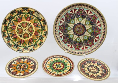 Auktion 372<br>5x div. grichische Emailleteller, byzantinisches Mosaikdesign, ca. D-19 u. 10cm [1]
