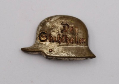 Auktion 372<br>Kleinabzeichen, Der Stahlhelm [1]