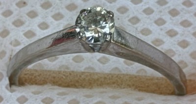 Auktion 372<br>Weissgoldring-750- mit Solitär-Brillant, o,10 ct, 2,16 gr., RG 53 [1]