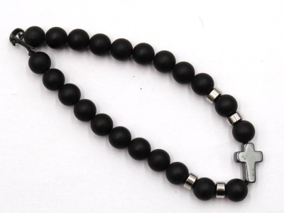 Auktion 372<br>Armband, schwarze Kugeln ?, Hämatitkreuz und 4 Silber-Zierelemente, ca. L-18cm [1]