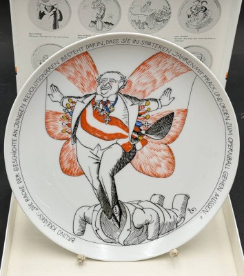 Auktion 372<br>Rosenthal Satire-Teller Bruno Kreisky ,limit. Auflage, von Ernst Maria Lang, D-26 cm, in OVP, [1]
