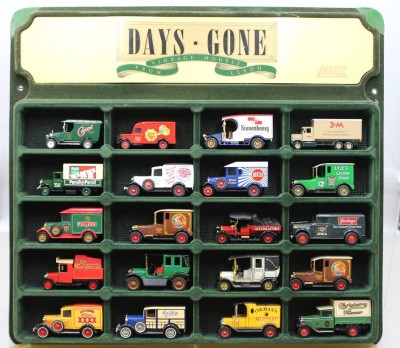 Auktion 372<br>Sammlung von ca. 383 div. Oldtimer-Modellen, unterschiedliche Hersteller [1]