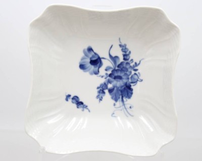Auktion 372<br>Gemüseschale, Royal Copenhagen, Blue Flower Curved, ca. H-6,3cm B-21cm [1]