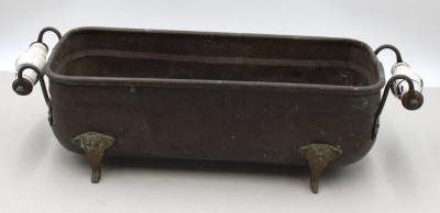 Auktion 372<br>antike Blumen-Jardiniere, Kupfer, Keramik-Griffe, Altersspuren, ca. H-14cm B-47cm T-14,5cm [1]