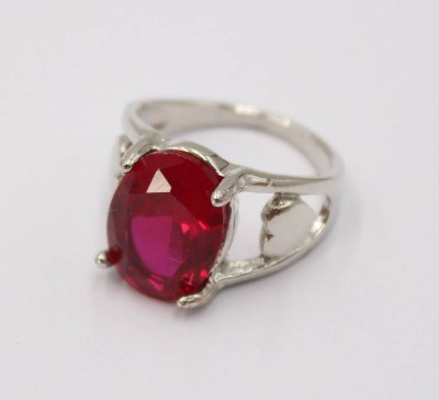 Auktion 372<br>Ring, versilbert, mit ca. 6,4 Karat Rubin, ca. RG 53 [1]