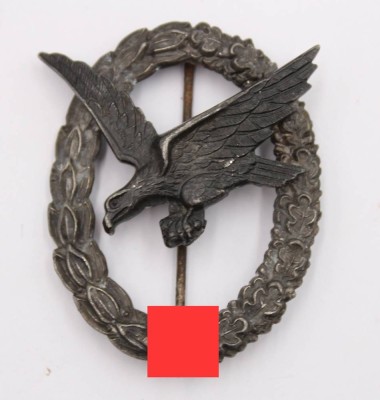 Auktion 372<br>Fliegerschützenabzeichen der Luftwaffe, aus der Zeit ? [1]