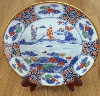 Auktion 372<br>Imari Teller, D-22 cm [1]