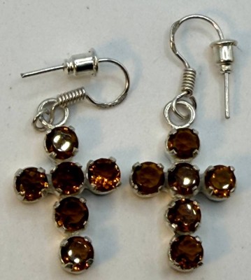 Auktion 372<br>Paar Ohrhänger, Silber-925-, Kreuze mit braunen Steinen, wohl Topas, H-4 cm, 6 gr [1]