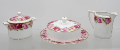 Auktion 373<br>Butterdose, Milch und Zucker, Rosendekor, älter, Carl Tilsch, ca. H-10,5cm [1]