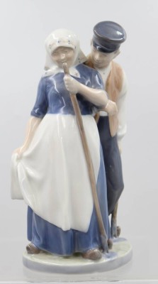 Auktion 373<br>Figur von Royal Copenhagen, Entw. Christian Thomsen, Magd & Knecht, Modelnr. 1300, ca. H-20cm [1]