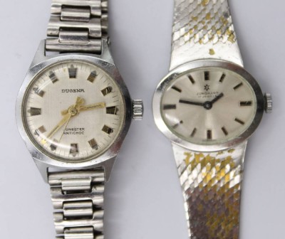 Auktion 373<br>2x div. Vintage-Damen-Armbanduhren, Junghans und Dugena Jongster, je Handaufzug, Werke laufen, Tragespuren, ca, D-2,3 u. 2,5m [1]