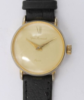 Auktion 373<br>Yves Renaud Damenuhr, Handaufzug, Werk läuft, Tragespuren, D-2,5cm [1]