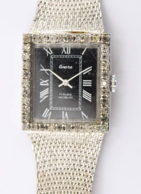 Auktion 373<br>Vintage-Damen-Armbanduhr, Ancre, Handaufzug, Werk läuft, besetzt mir klaren Steinen, Tragespuren, ca. 2,9 x 2,6cm [1]