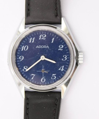 Auktion 373<br>Vintage-Armbanduhr, Adora, Handaufzug, Werk läuft, D-3,4cm, gute Erhaltung [1]