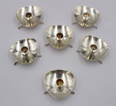 Auktion 373<br>6x versilberte Kerzenhalter von Cohr Atla Denmark, je ca. H-1,5cm D-ca. 5,5cm [1]