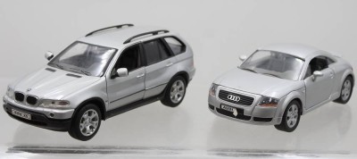 Auktion 373<br>2x Welly-Modelle,  BMW X5  und Audi TT, 1:24 [1]