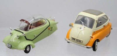 Auktion 373<br>2x div. Modelle, Revell Messerschmitt KR 200 und BMW Isetta, 1x Schweinwerfer lose aber anbei, 1:24 [1]