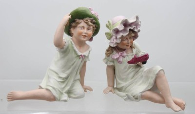 Auktion 373<br>Paar bemalter Bisquit-Porzellan Figuren , ungemarkt  [1]