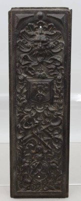 Auktion 373<br>Eine seitliche Ofenplatte mit Ornamenten und Löwenkopf , [1]